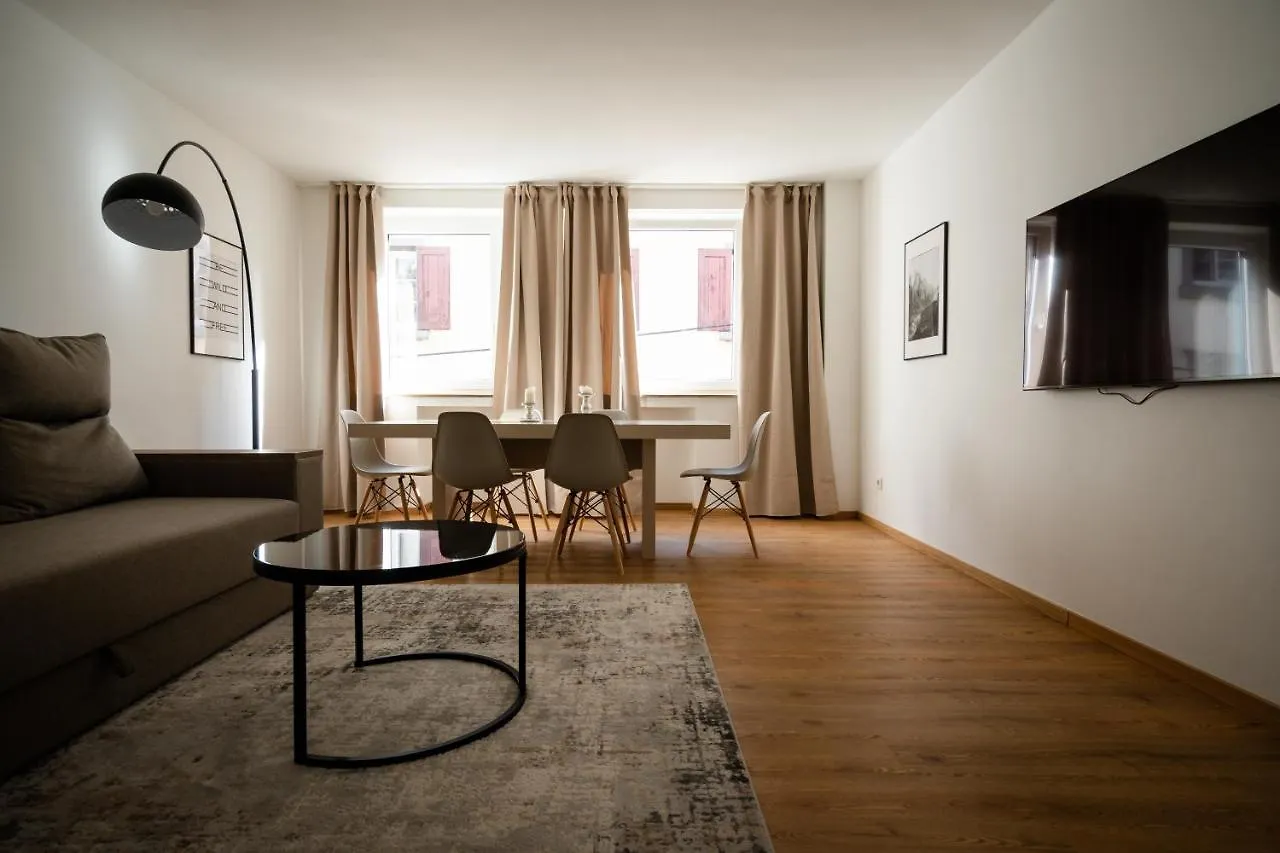 Old Town Apartment 2 Rooms/Baths Düsseldorf